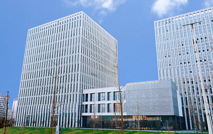 山东泛亚新材料有限公司贴缝带与抗裂贴产品参数对比及选型参考